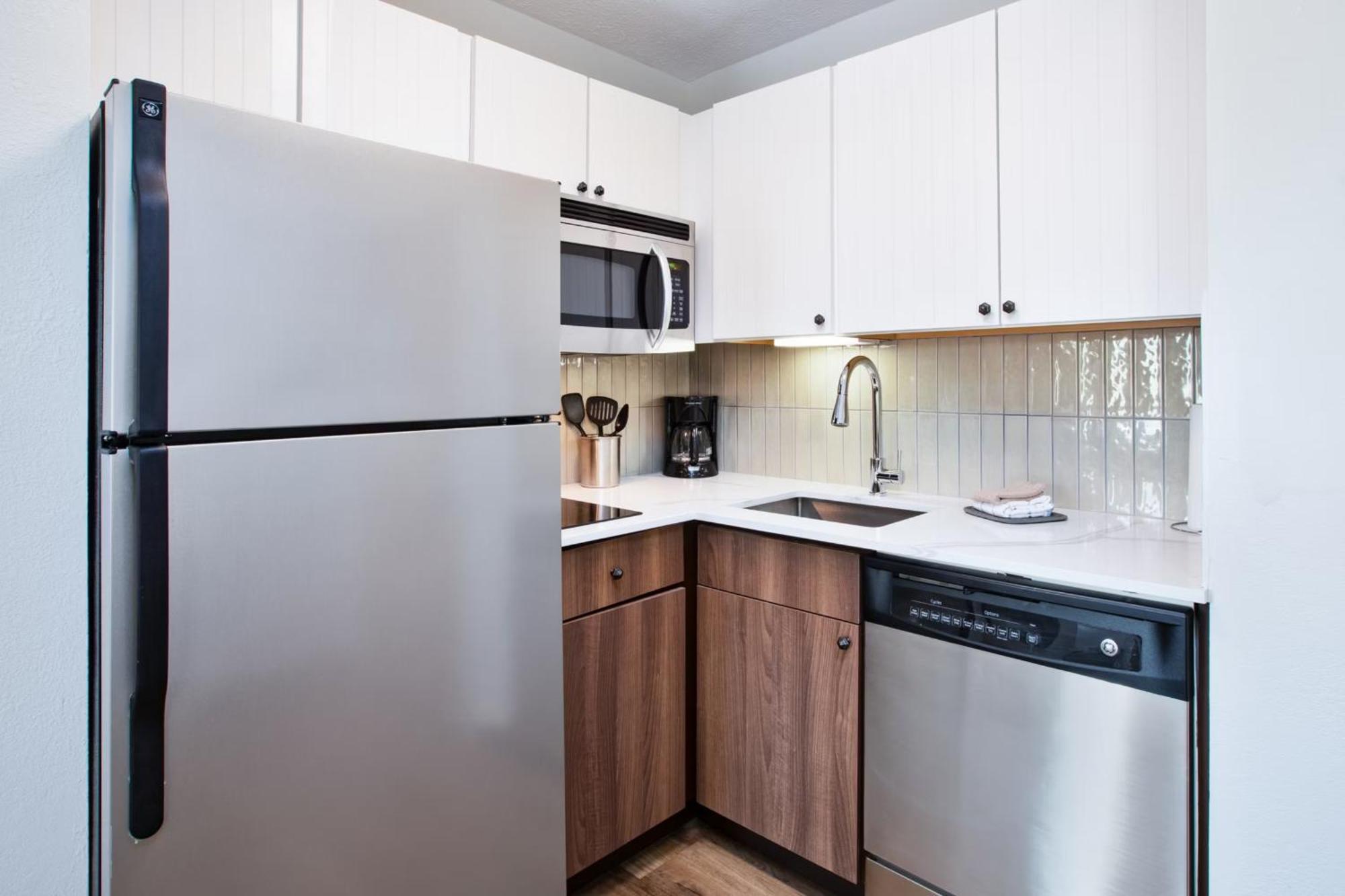 Staybridge 80th And Dodge By Ihg 3*