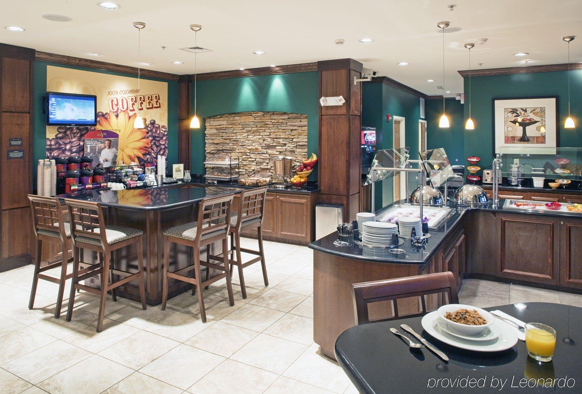 Staybridge 80th And Dodge By Ihg Hotel 3*